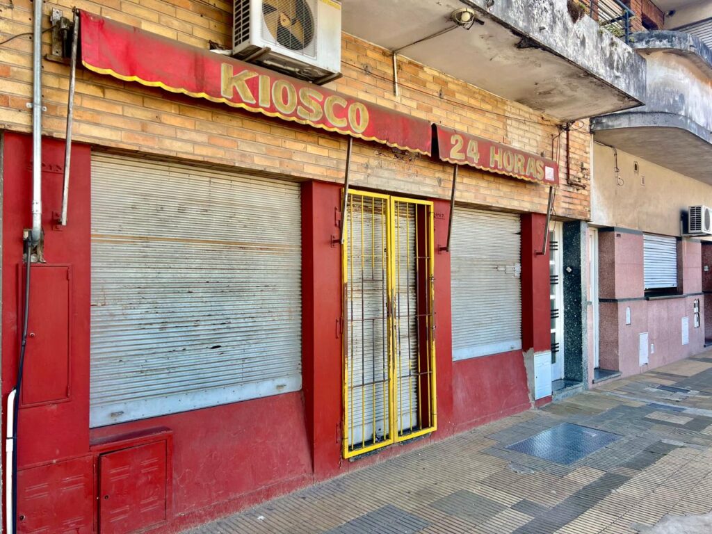 Local en venta – Lopez y Planes 3900 Local en venta – Lopez y Planes 3900