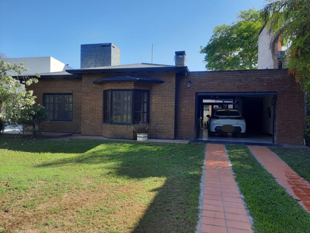 Casa 2 ambientes en venta – Country Ubajay