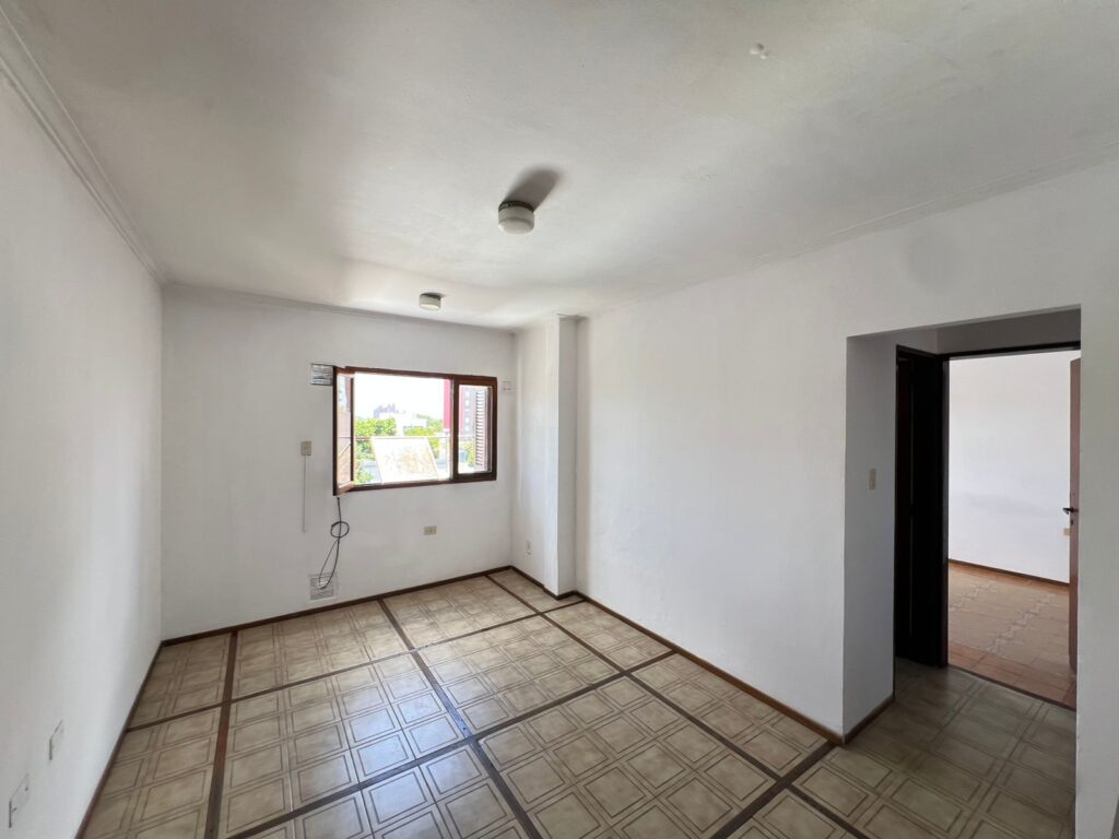 Departamento 1 ambiente en alquiler – Salta 3200
