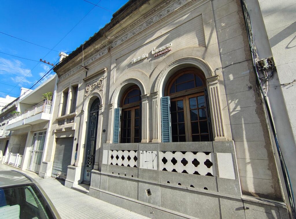 Casa 4 ambientes en venta – Eva Peron 2900